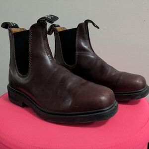 Blundstone Women's Oxblood Leather Chelsea Boots